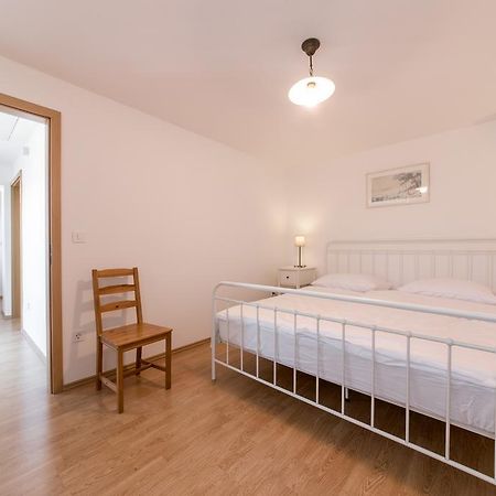 Vila Sistiana Kostanjevica na Krasu Luaran gambar